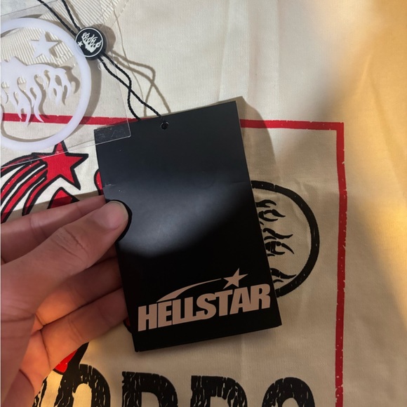 HellStar Records Tee - Picture 3 of 6